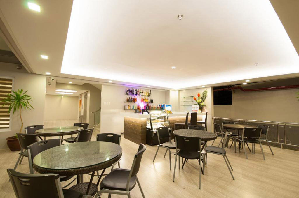 Glo'S Space Boracay Dmall By Tripzyfun Balabag (Boracay) Exterior foto